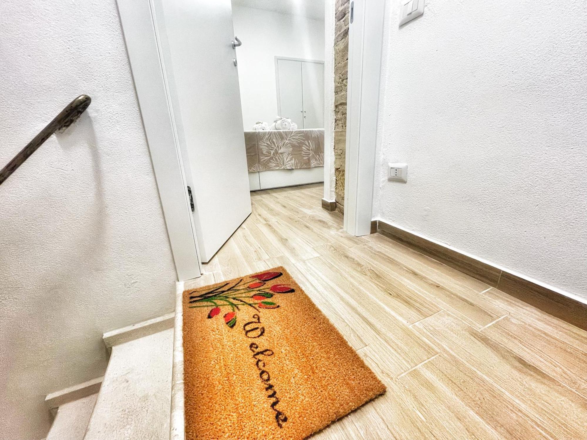 Centro Storico Lovely House R9345 Apartment